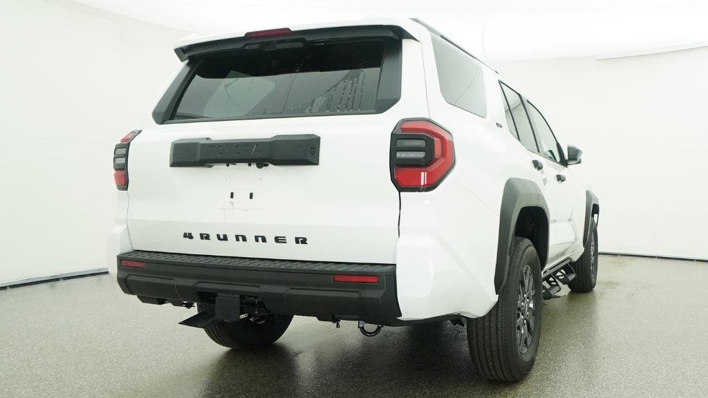 New 2026 Ice Cap Toyota SR5 image 7