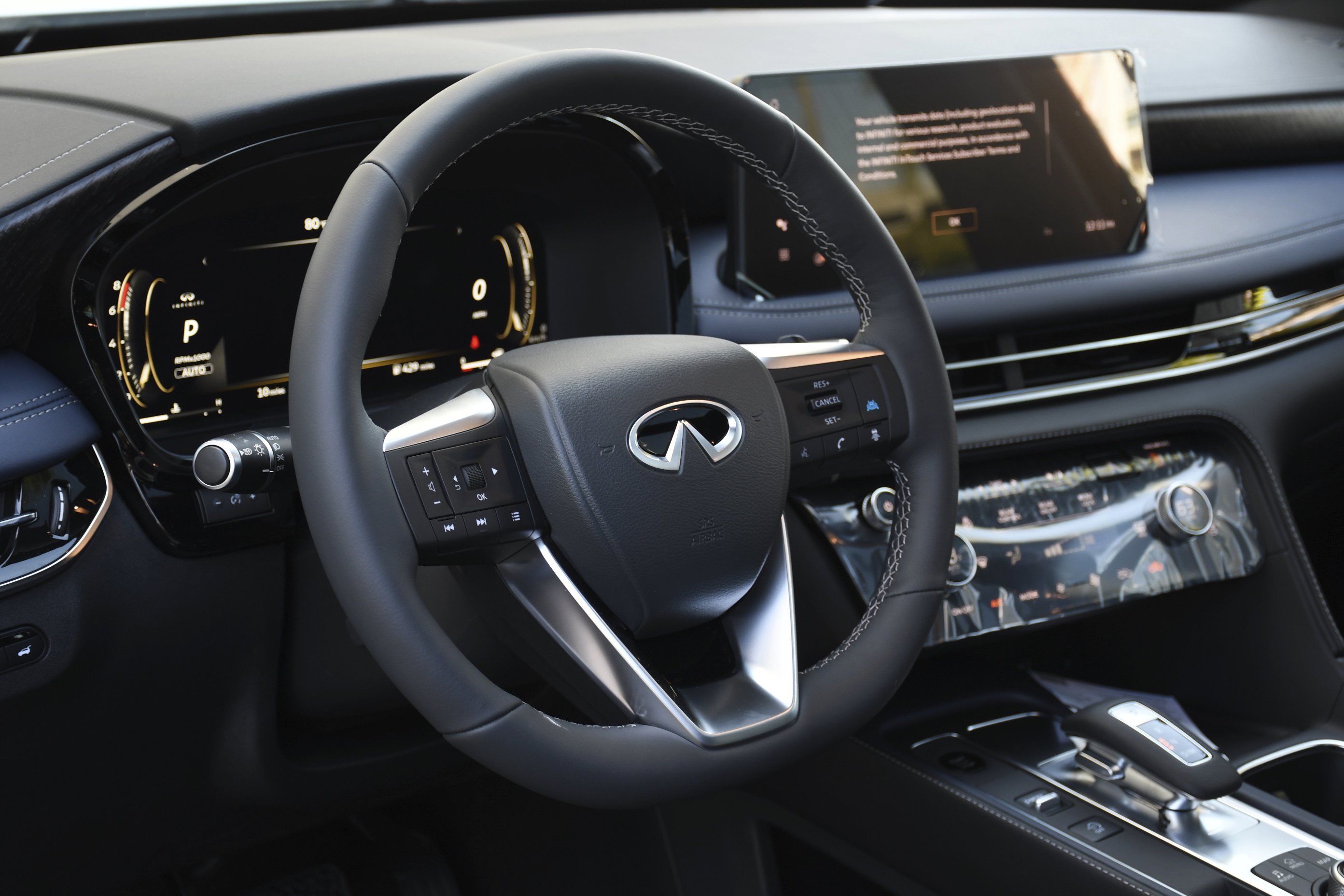 New 2026 RADIANT WHITE INFINITI Sport AWD image 26