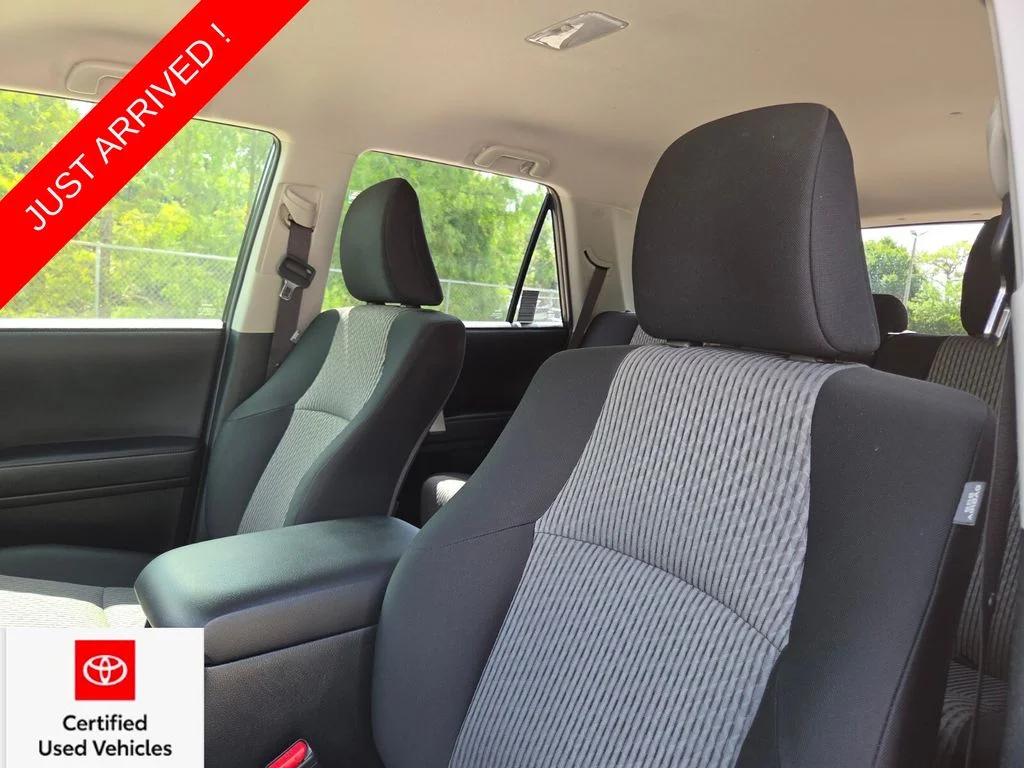 Certified Used 2024  Toyota SR5 image 24