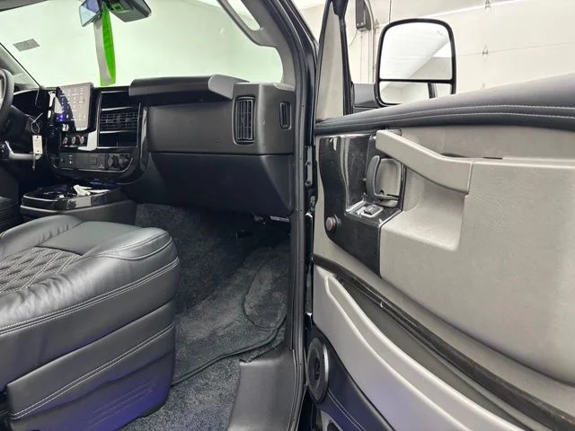 New 2026 Onyx Black GMC Explorer Limited SE image 22
