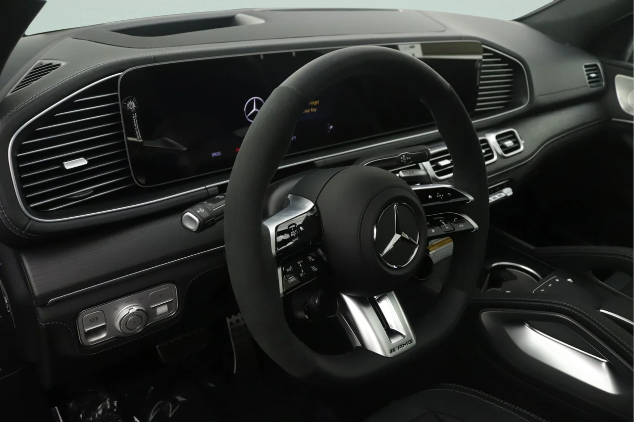 New 2026 Blue Mercedes-Benz 63 S AMG® 4MATIC® image 4