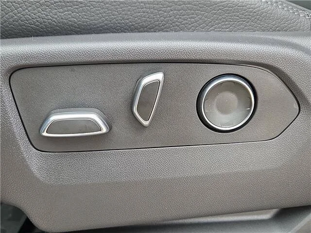 New 2027 Glacier White Tricoat GMC Denali image 12
