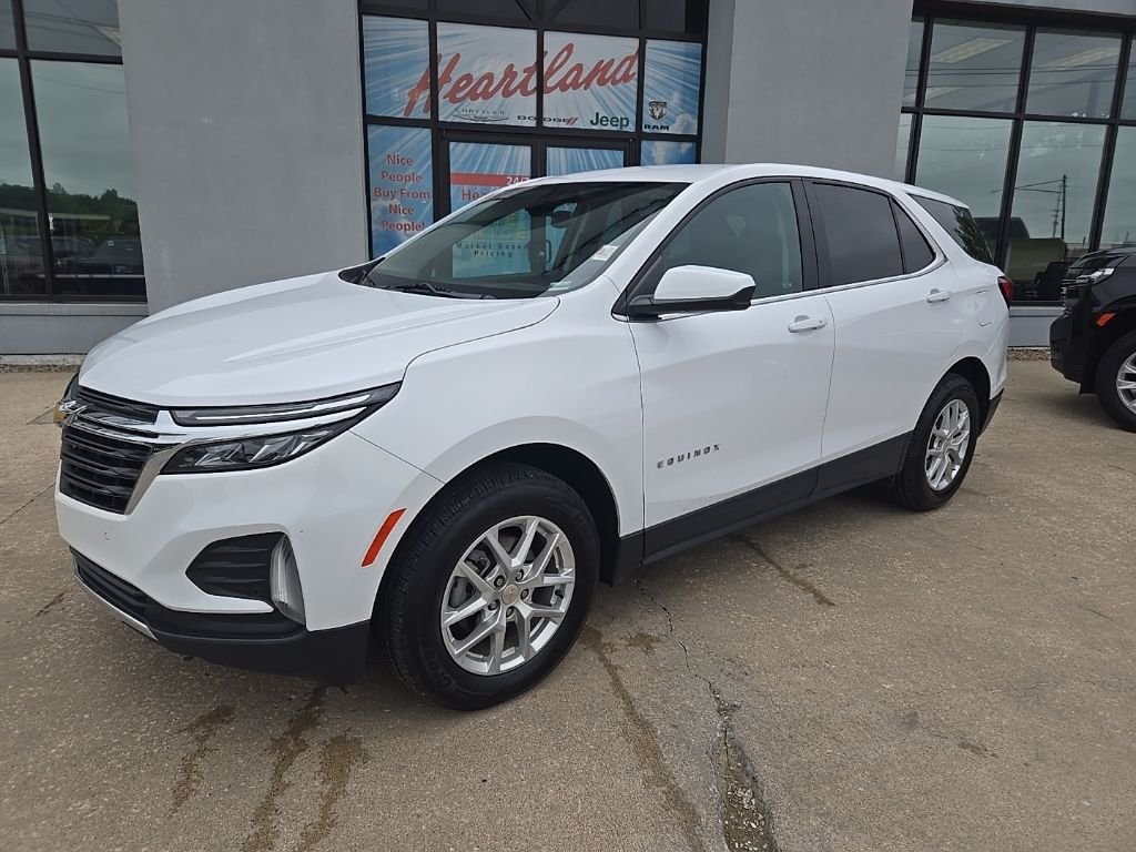 Used 2024 White Chevrolet LT image 4