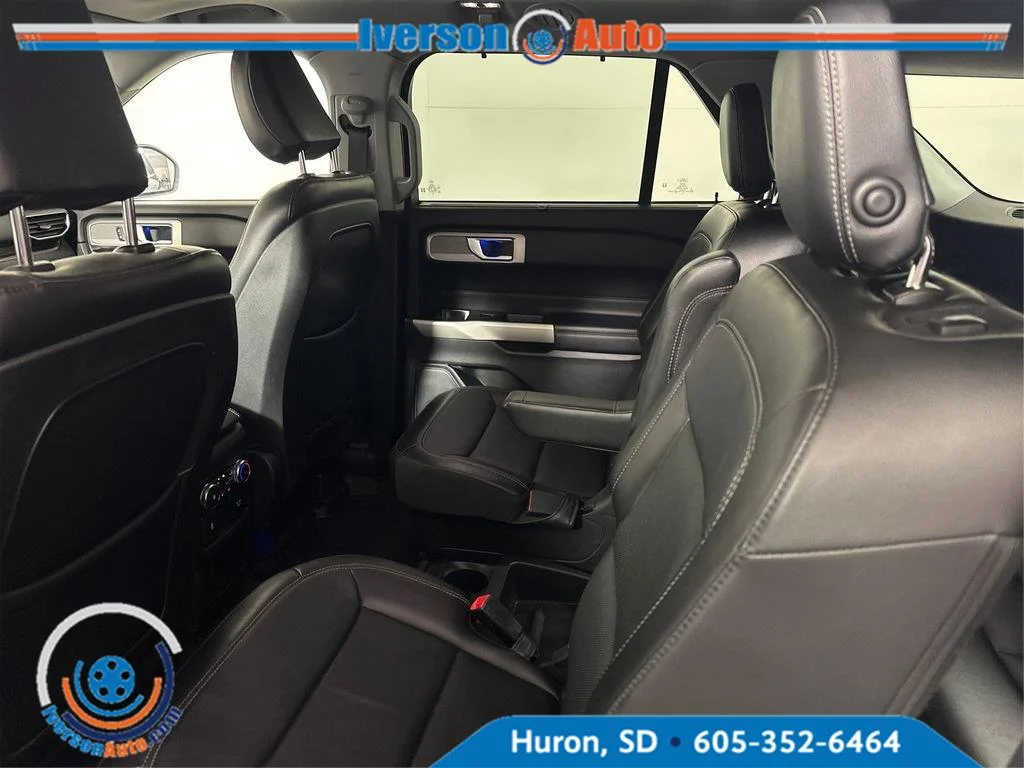 Used 2020 Atlas Blue Ford Limited image 27