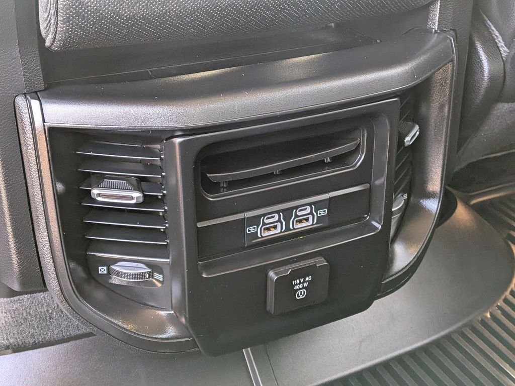 Used 2021 Granite Crystal Metallic Clearcoat Ram Laramie image 19