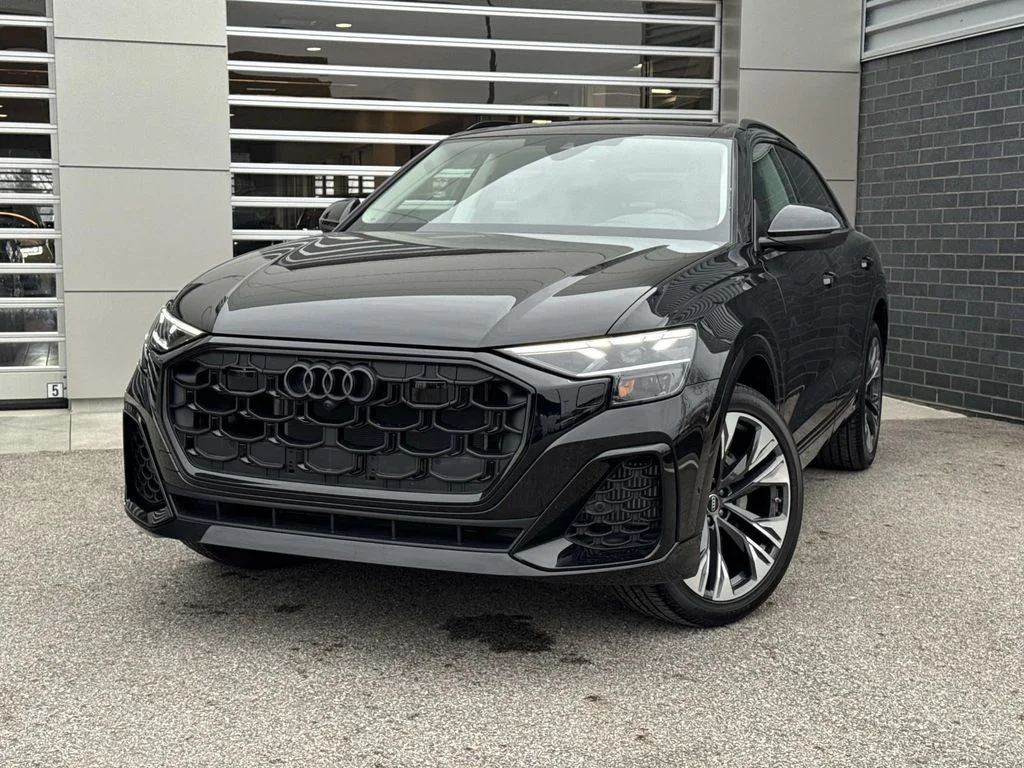 Used 2025  Audi  image 1