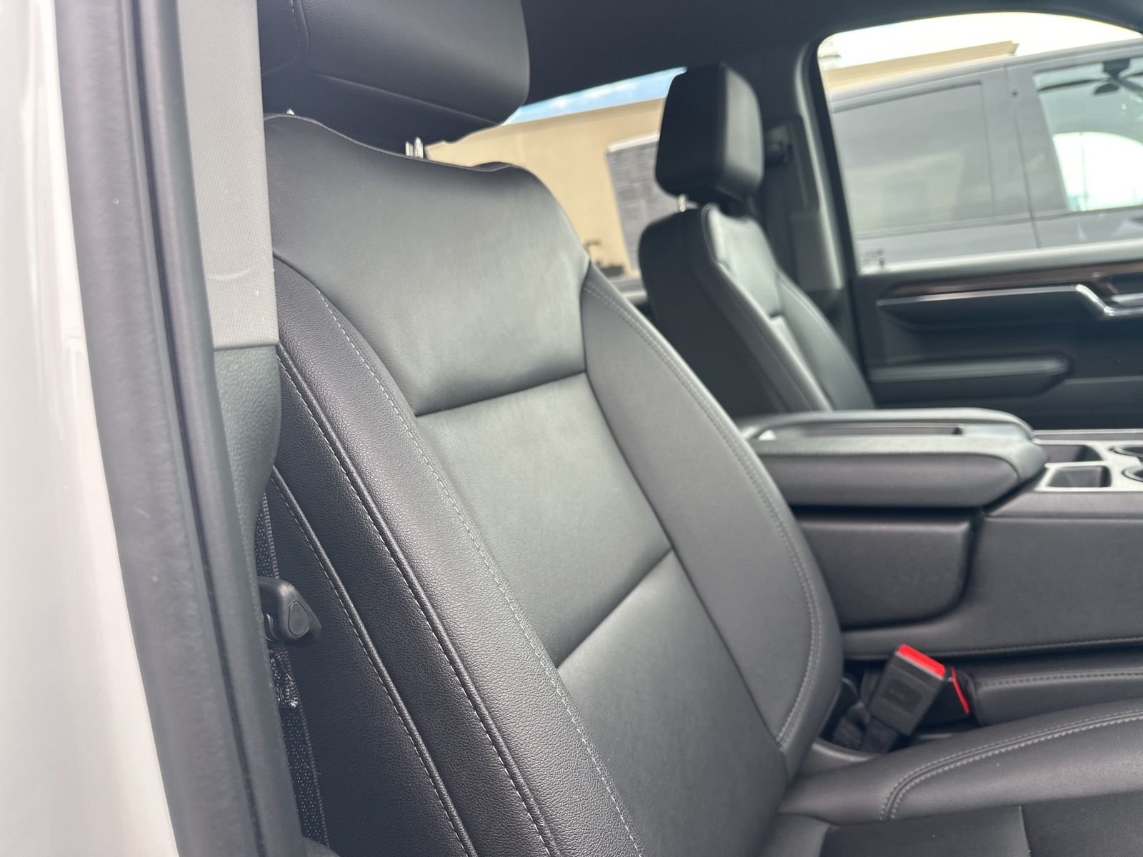 Used 2023 White Chevrolet LT image 35
