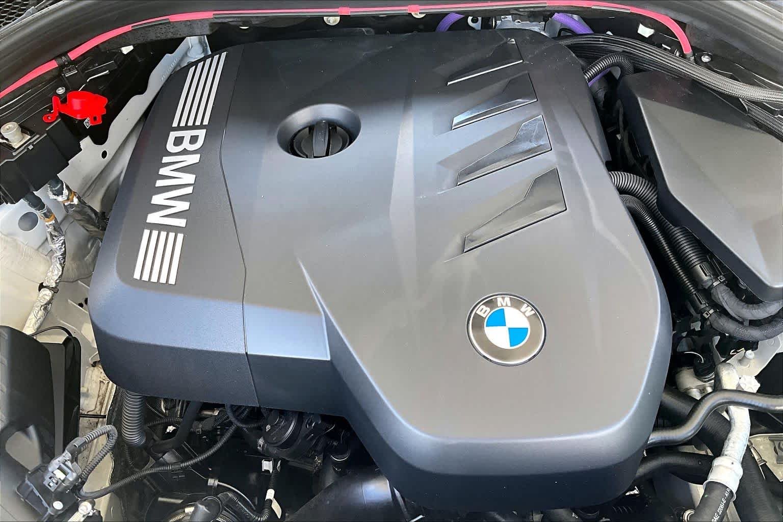 Used 2026 Alpine White BMW 30 xDrive image 31