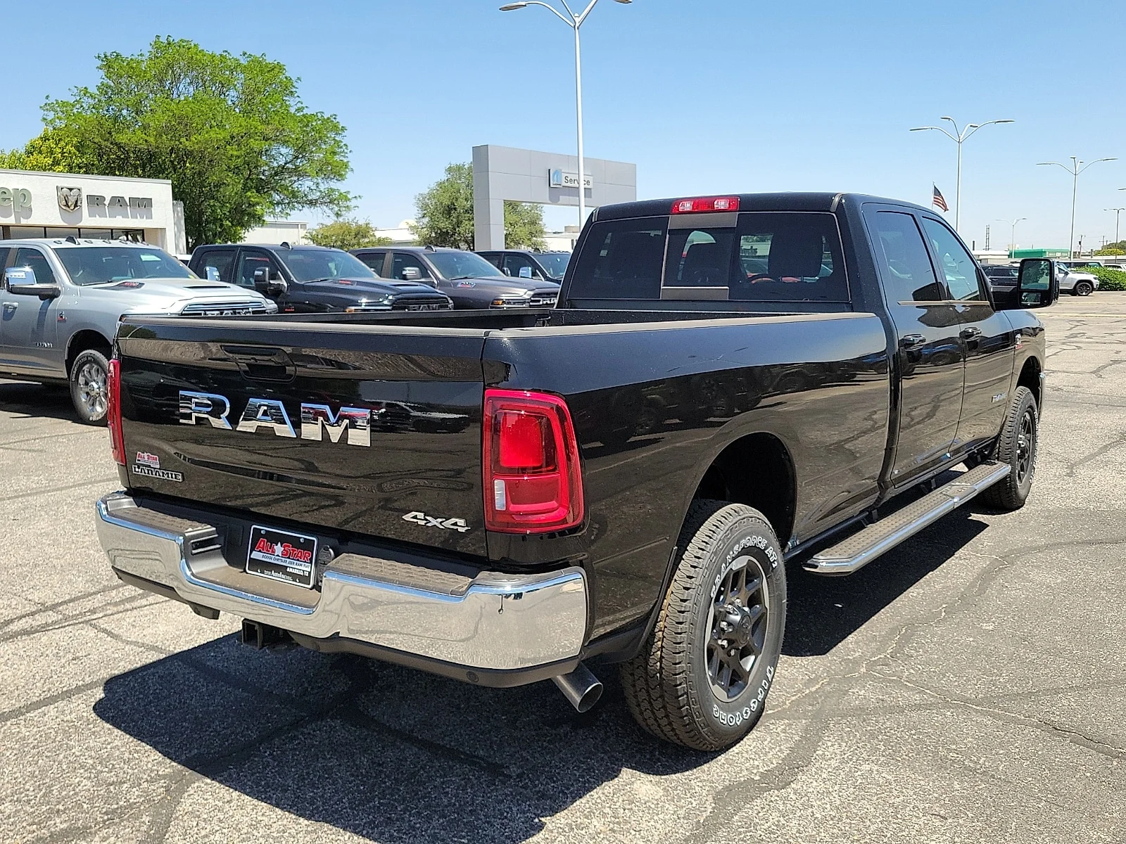 New 2026 Diamond Black Crystal Pearlcoat Ram LARAMIE CREW CAB 4X4 8