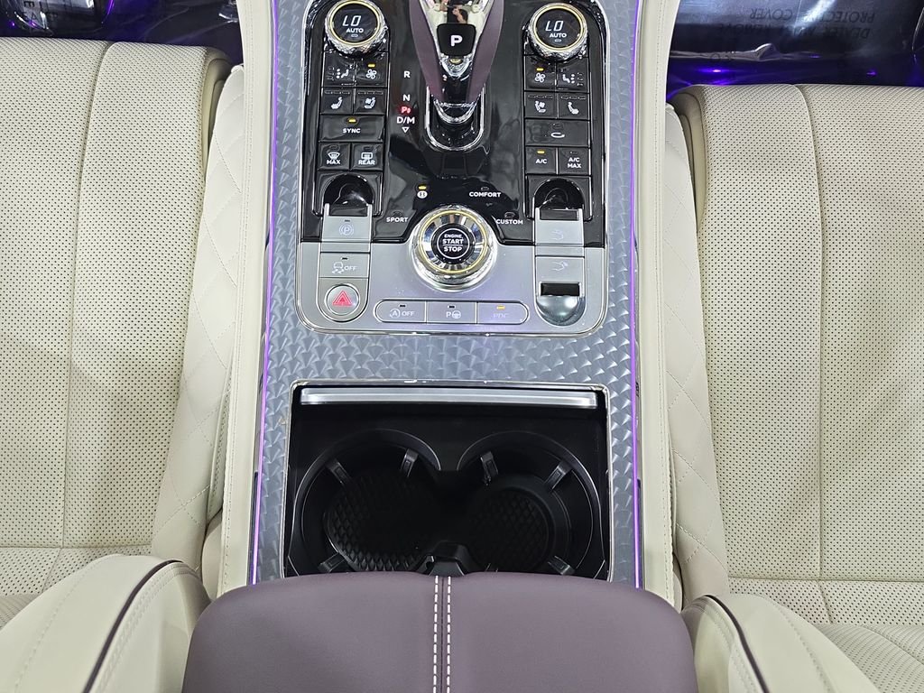 Used 2023  Bentley Speed image 20