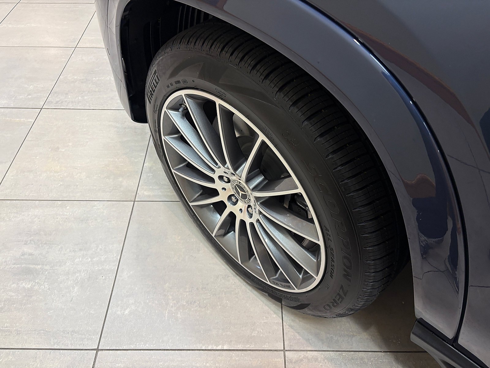 New 2027 Twilight Blue Metallic Mercedes-Benz GLE 450 image 34