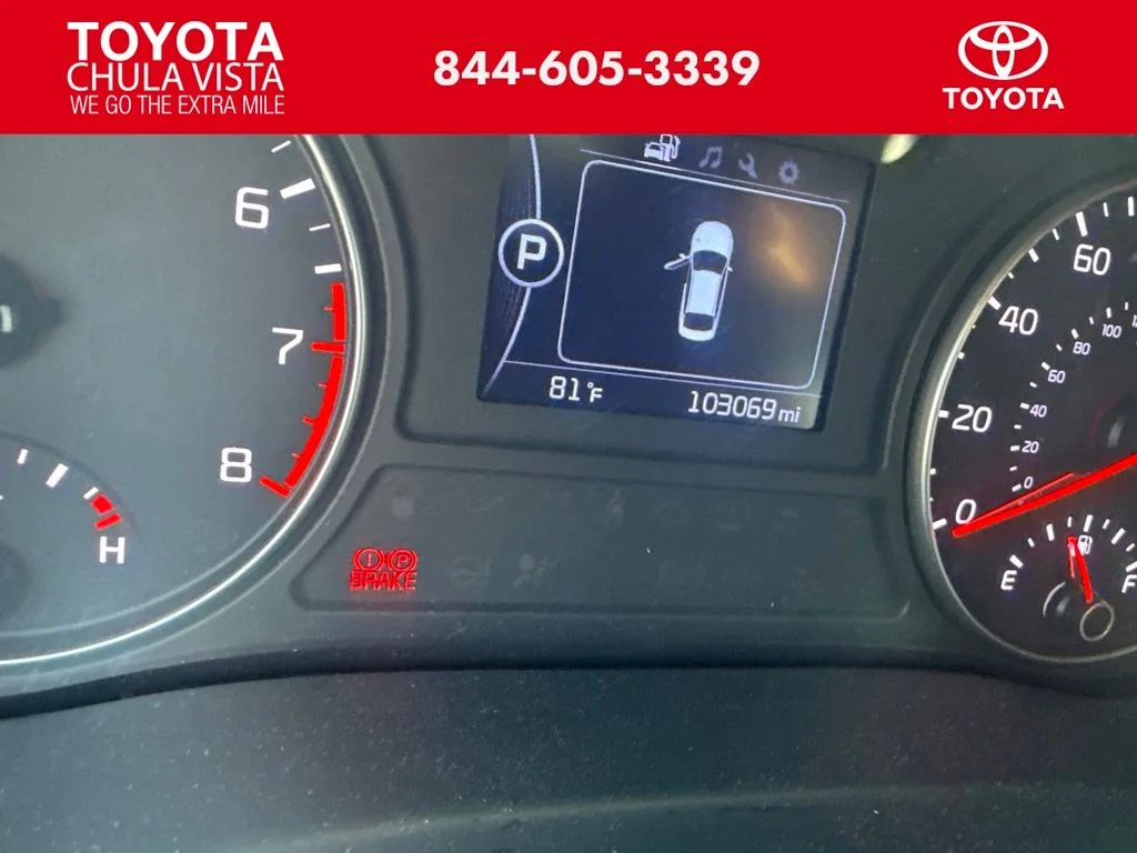 Used 2018 White Kia LX image 1