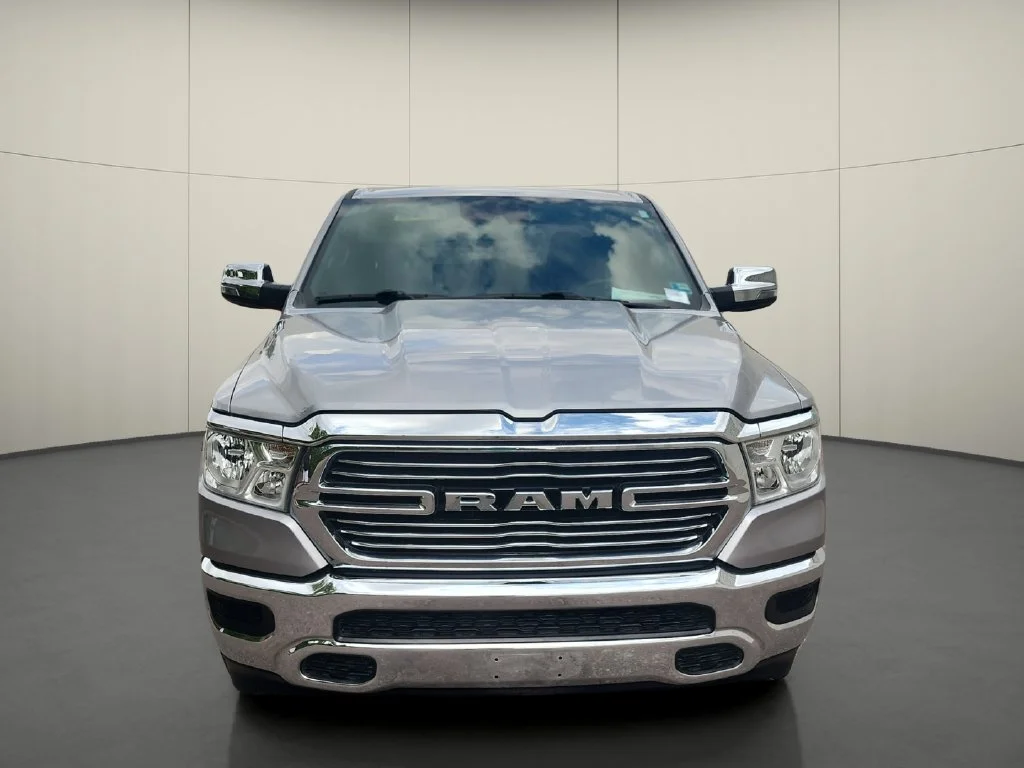 Used 2024 Silver Ram Laramie image 2