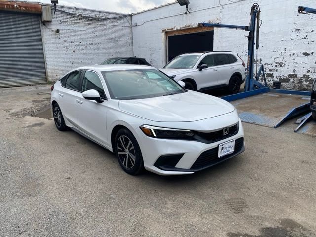 Used 2024  Honda LX image 3