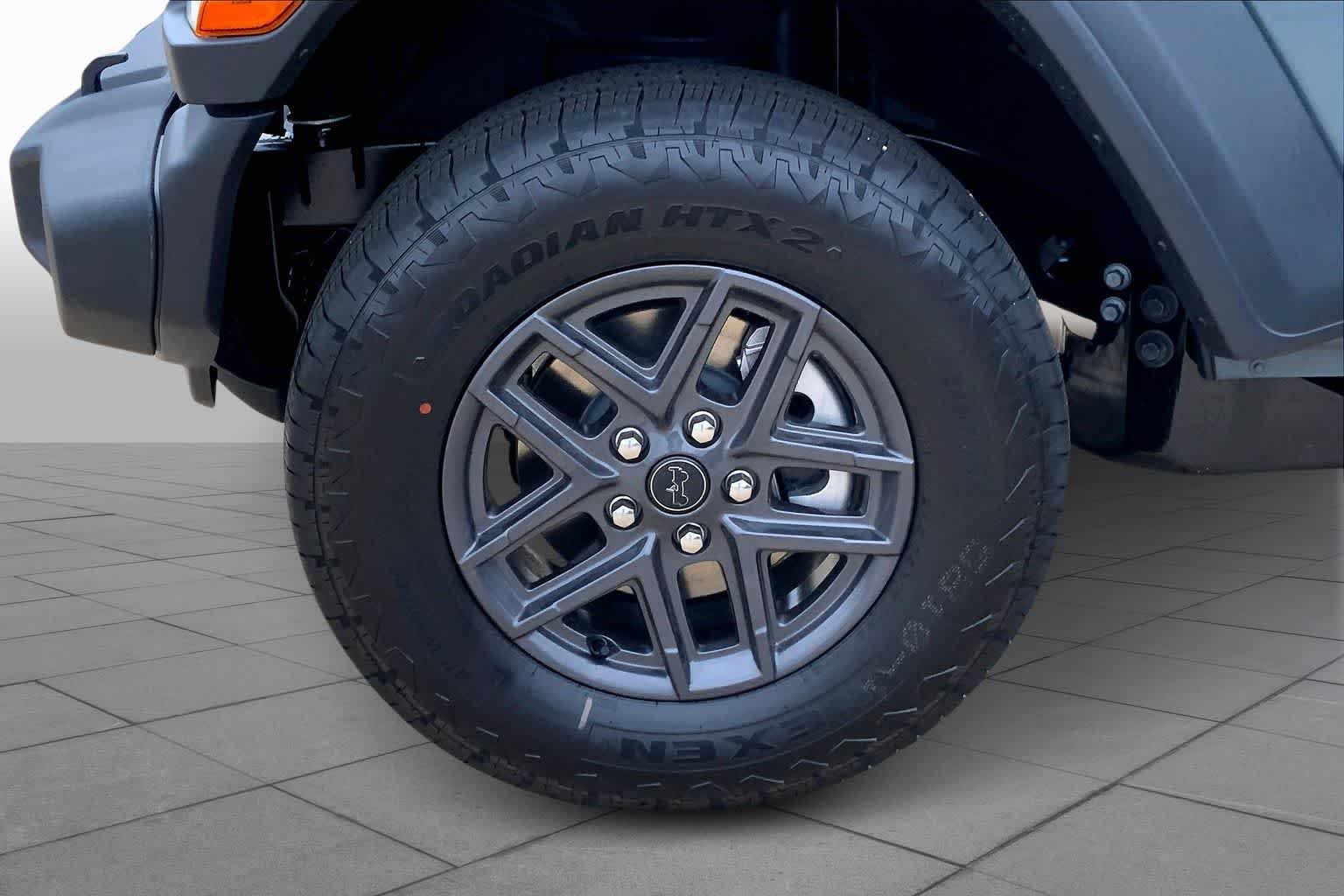 New 2026 Anvil Clear-Coat Exterior Paint Jeep Sport image 11