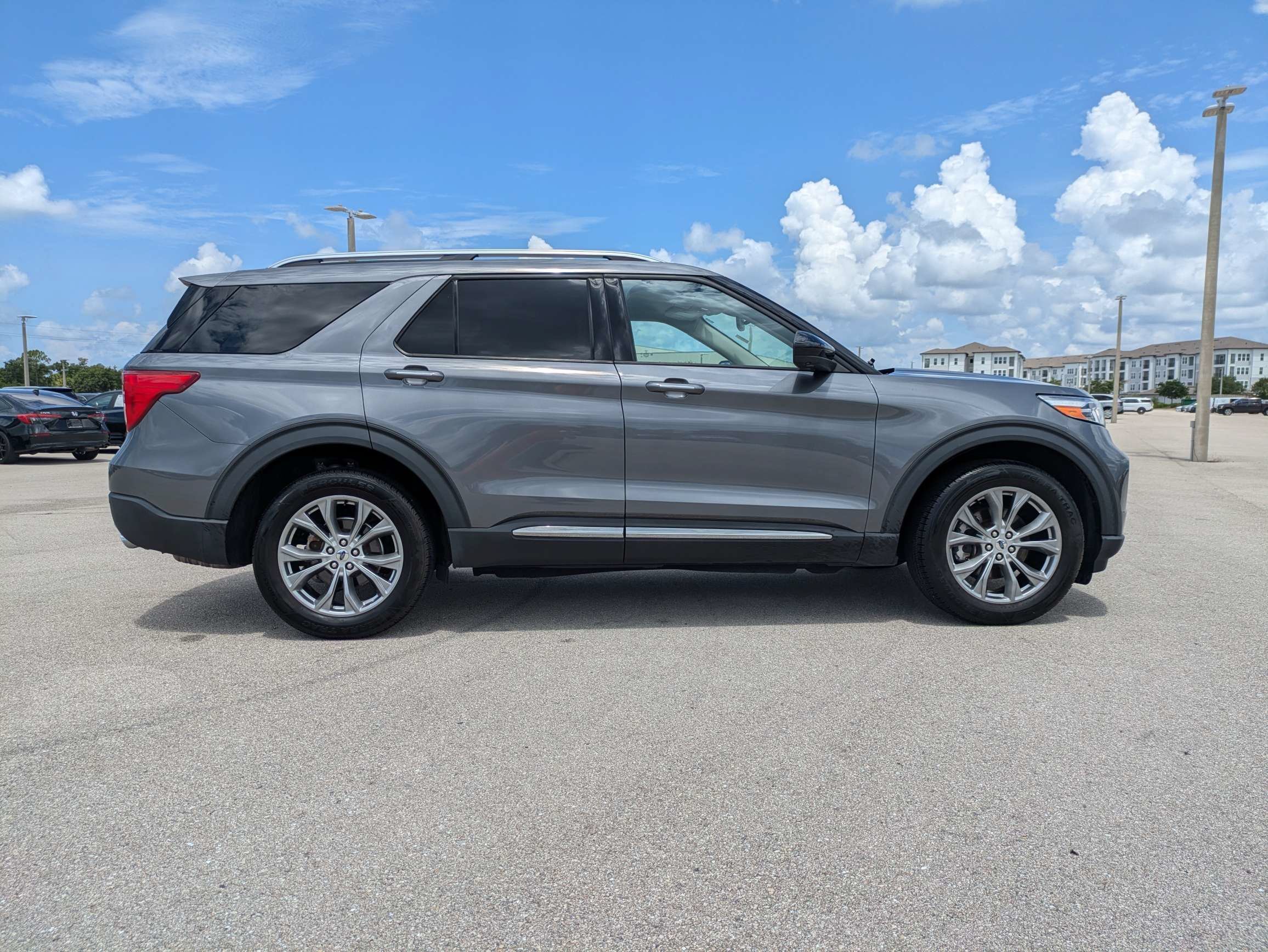Used 2022 Carbonized Gray Metallic Ford Limited image 4