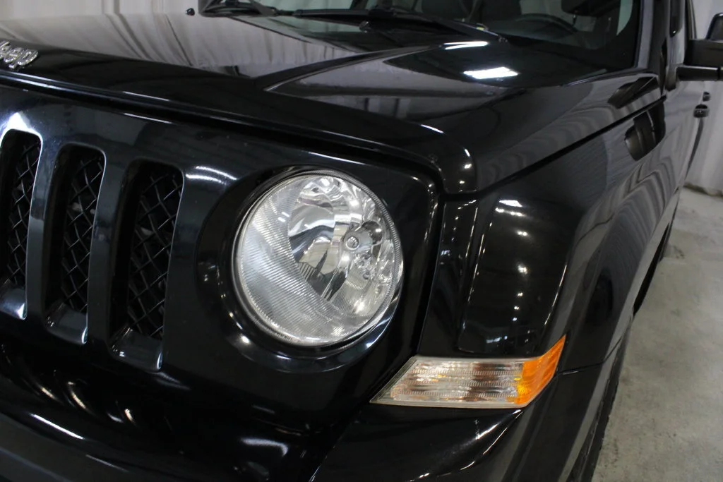 Used 2016 Black Jeep High Altitude image 32