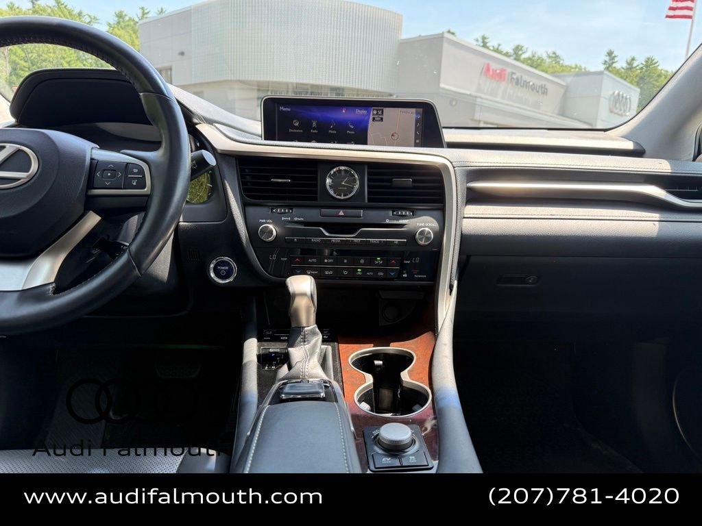 Used 2016 White Lexus 450h image 37
