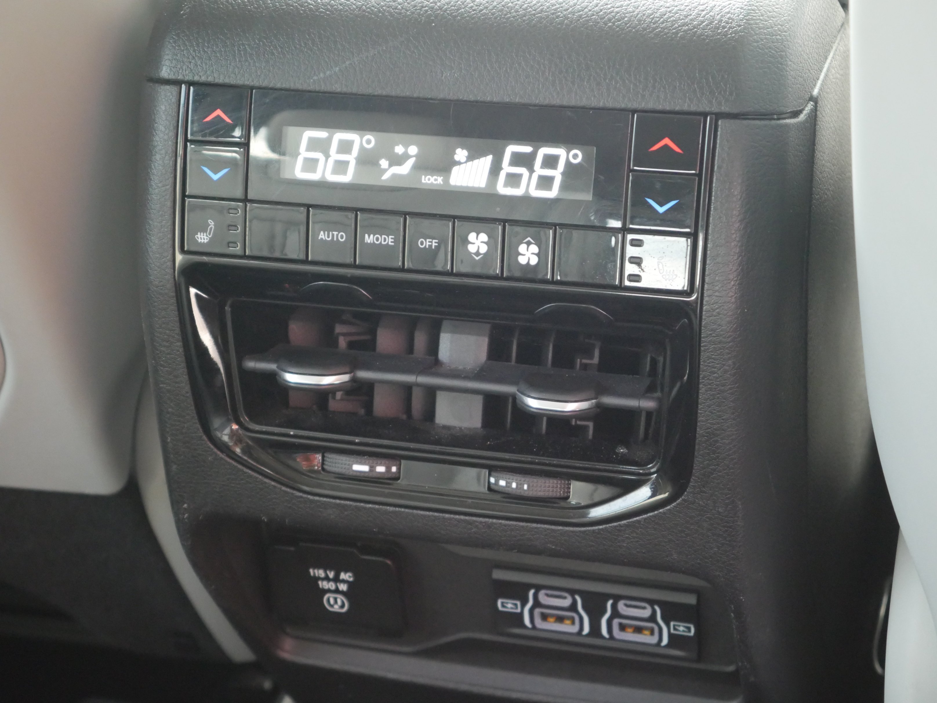 Used 2021 Silver Zynith Jeep Overland image 30