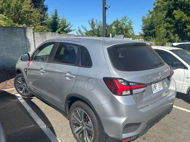 Used 2024  Mitsubishi 2.0 ES image 4