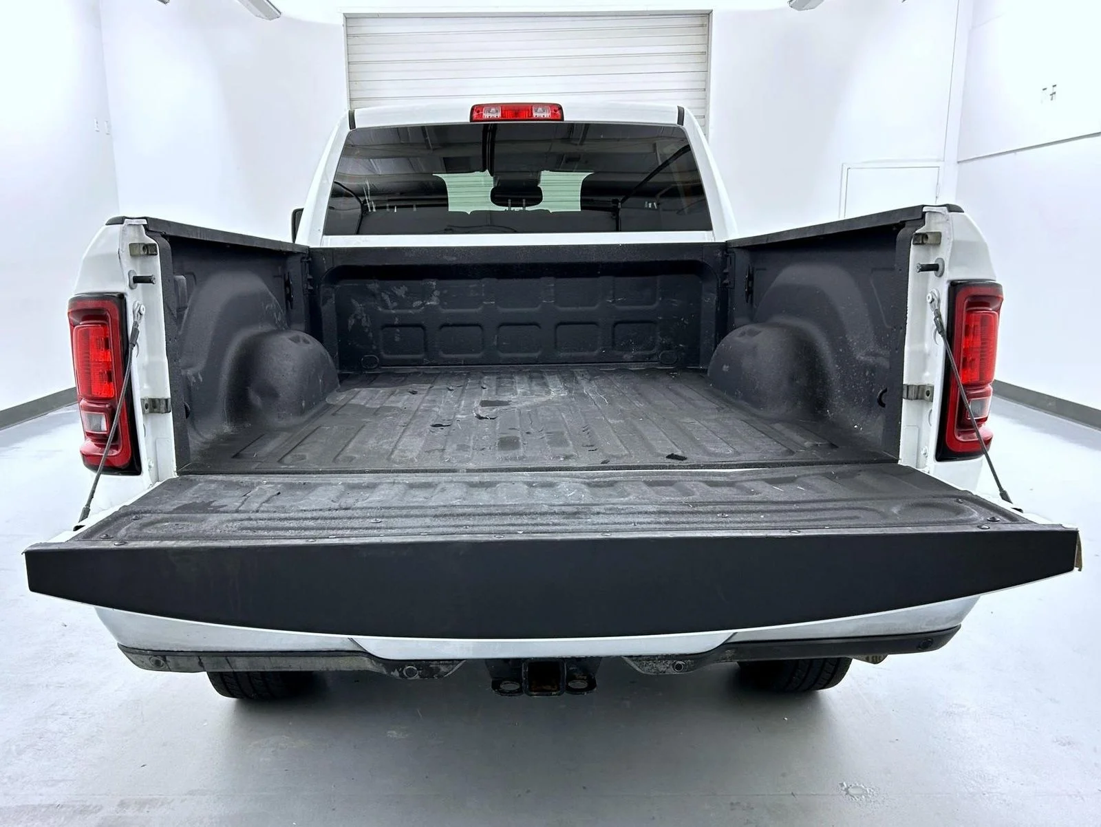Used 2026 White Ram Big Horn image 22