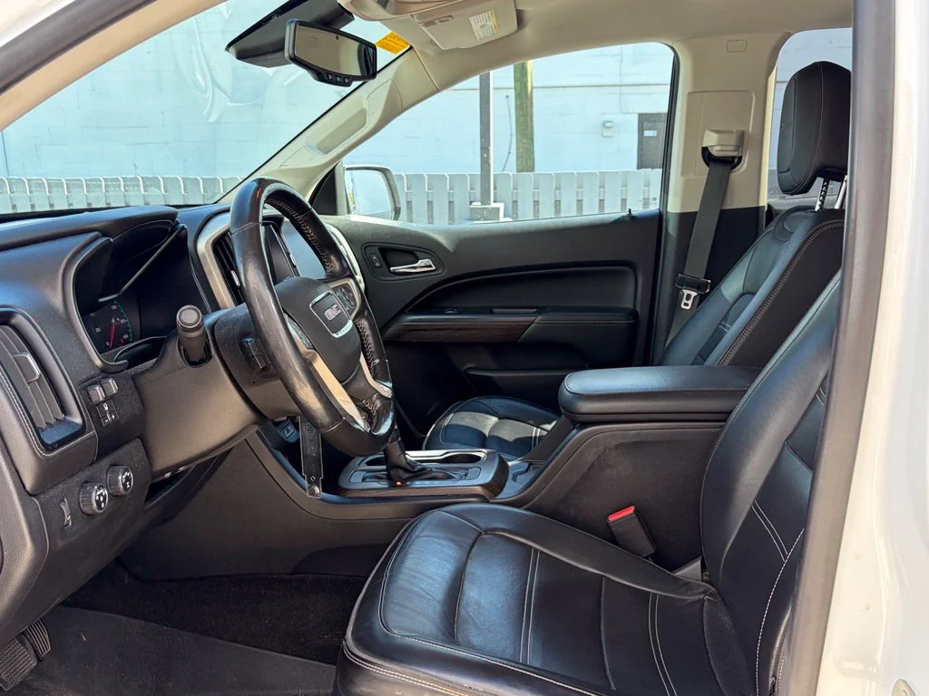 Certified Used 2018 White GMC Denali image 4