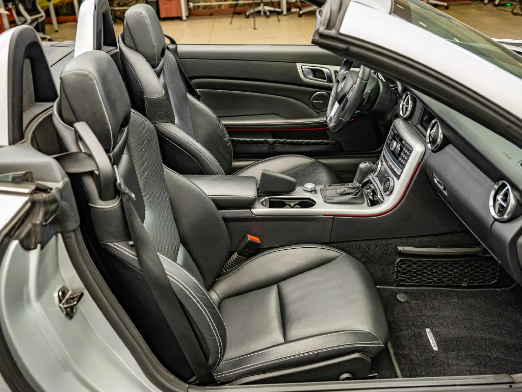 Used 2013 Silver Mercedes-Benz SLK 250 image 24