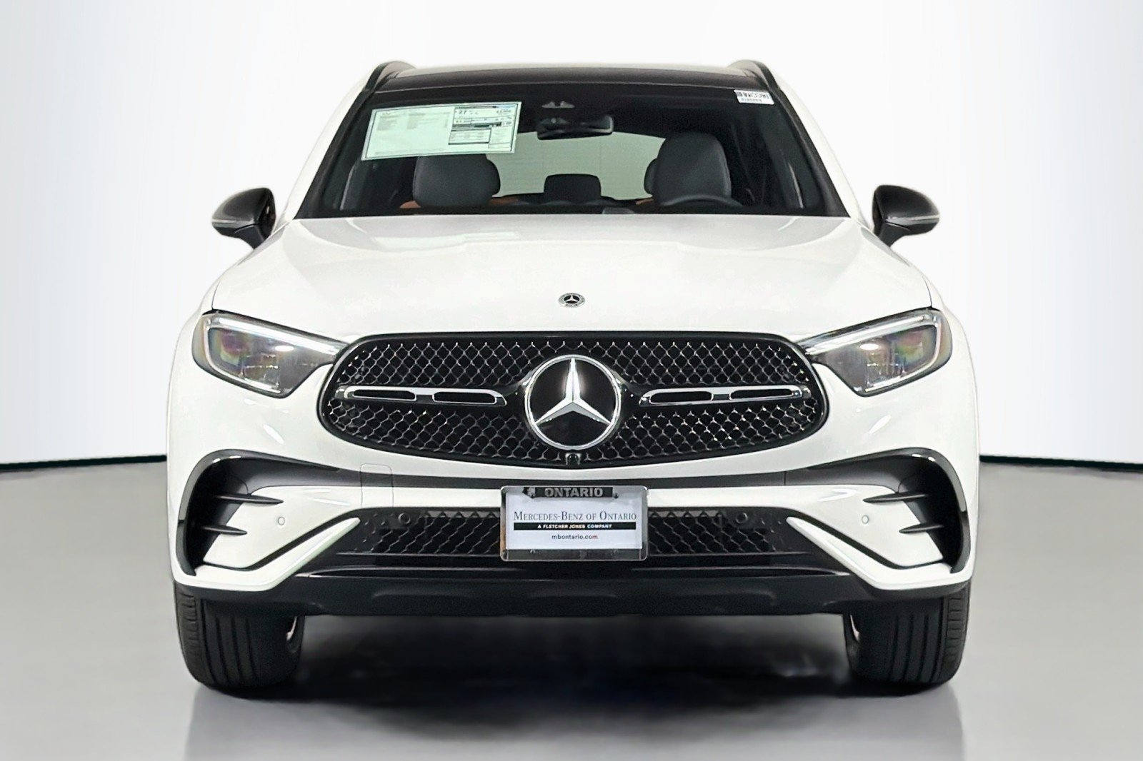 New 2026 Polar White Mercedes-Benz GLC 300 SUV image 2