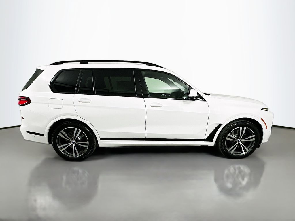 New 2027 Alpine White BMW xDrive40i image 4