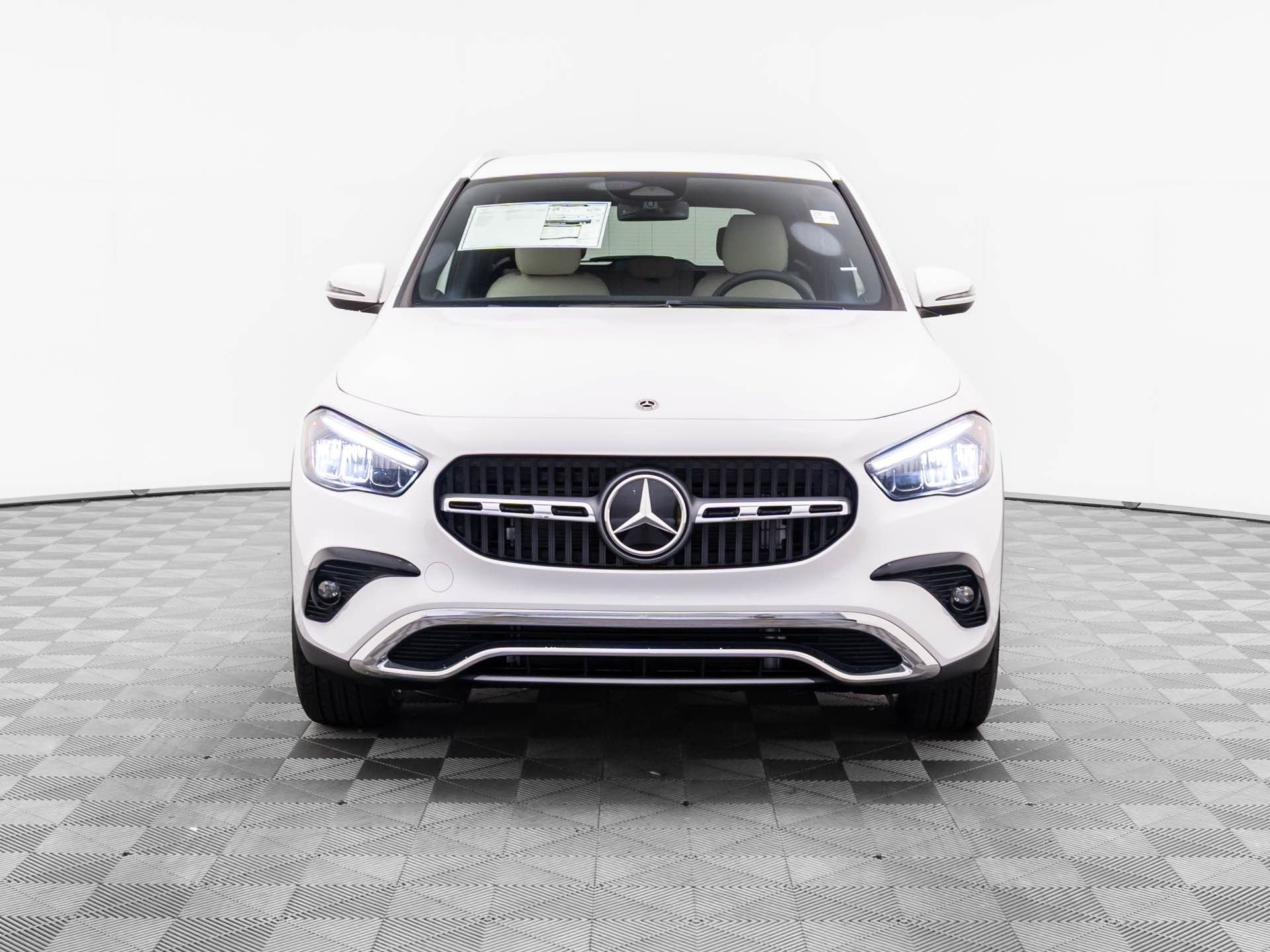 2025 Mercedes-Benz GLA GLA250 - Photo 8