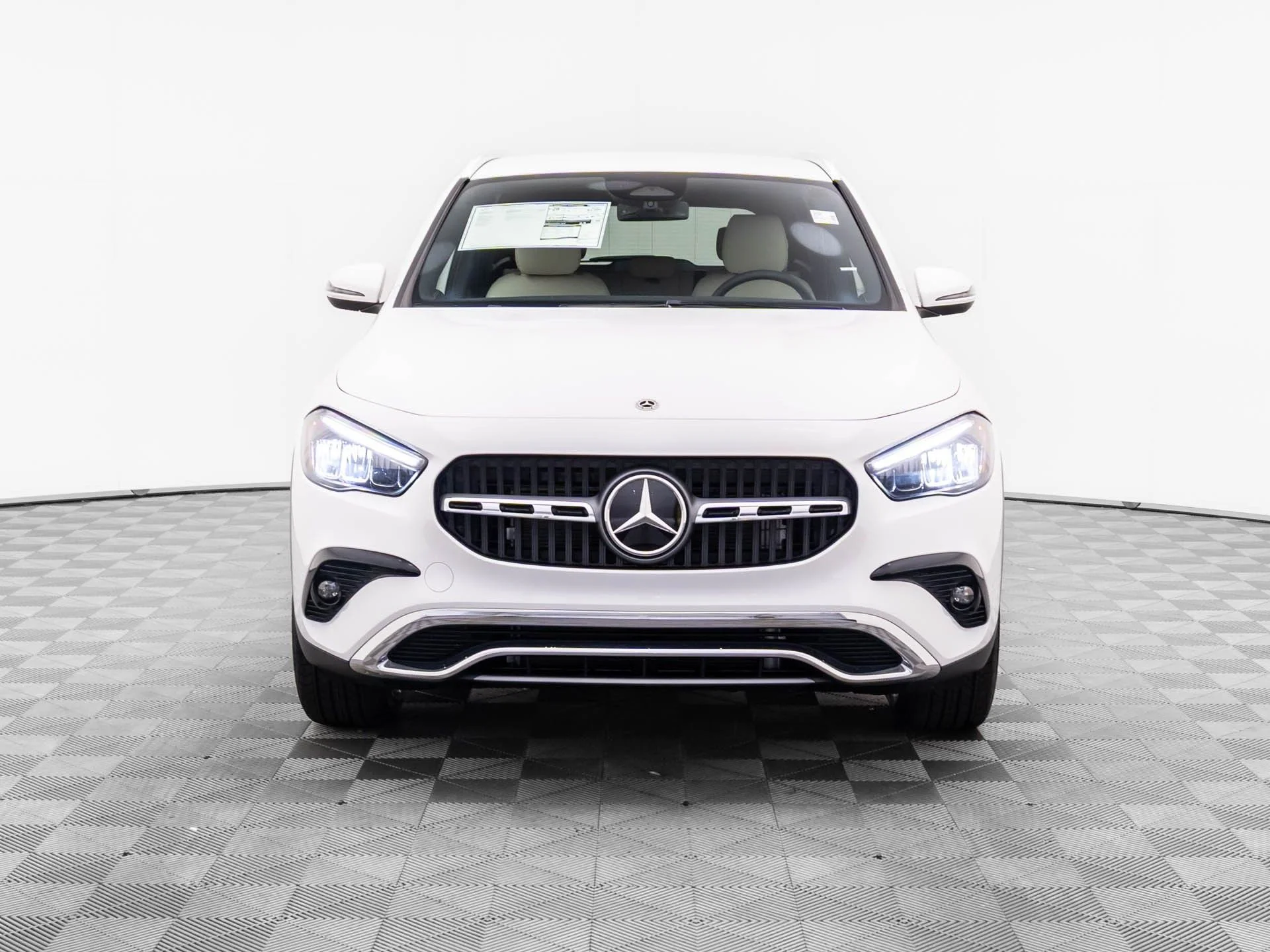 2025 Mercedes-Benz GLA GLA250 - Photo 8