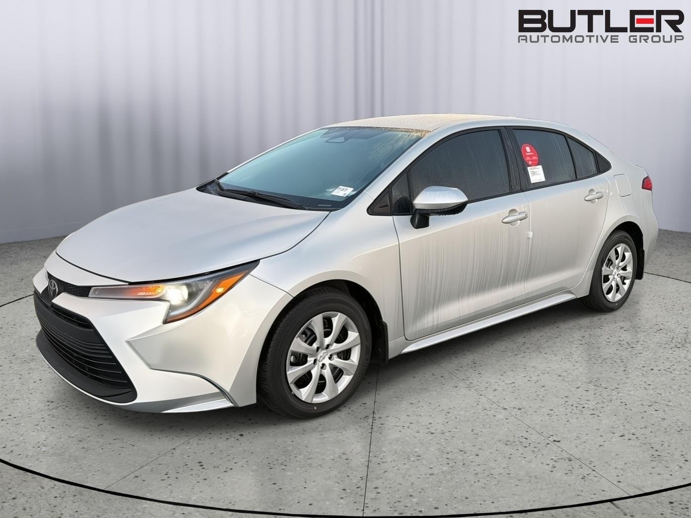 New 2027 Classic Silver Metallic Toyota LE image 1