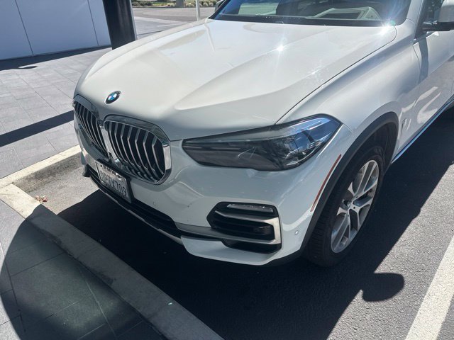 Used 2020 Alpine White BMW sDrive40i 4D Sport Utility image 4