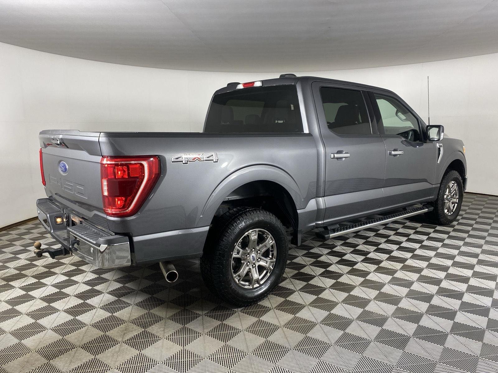 Used 2022 Carbonized Gray Ford XLT image 17