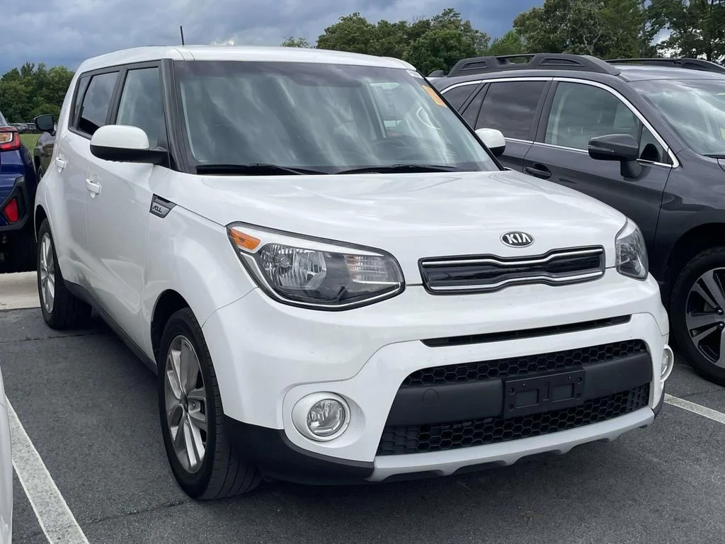 2019 Kia Soul 2.0L + 6 A/T's photo