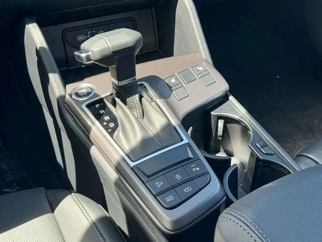 Used 2026 White Kia SX image 29