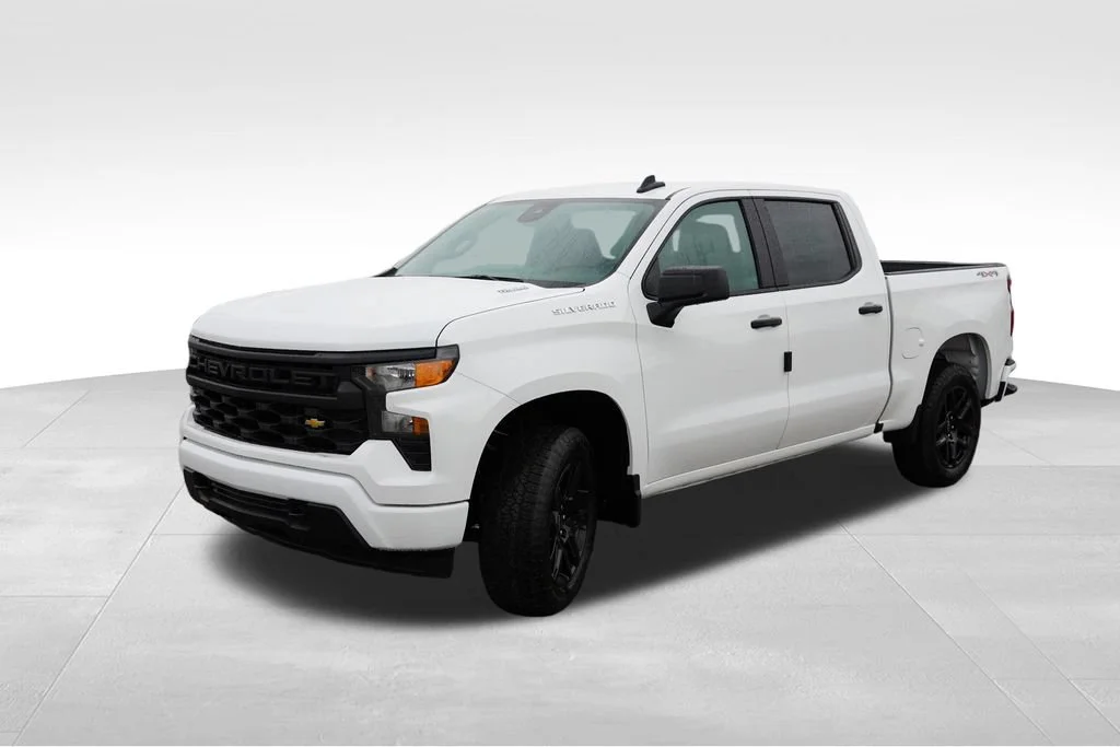 New 2026 Summit White Chevrolet Custom image 7