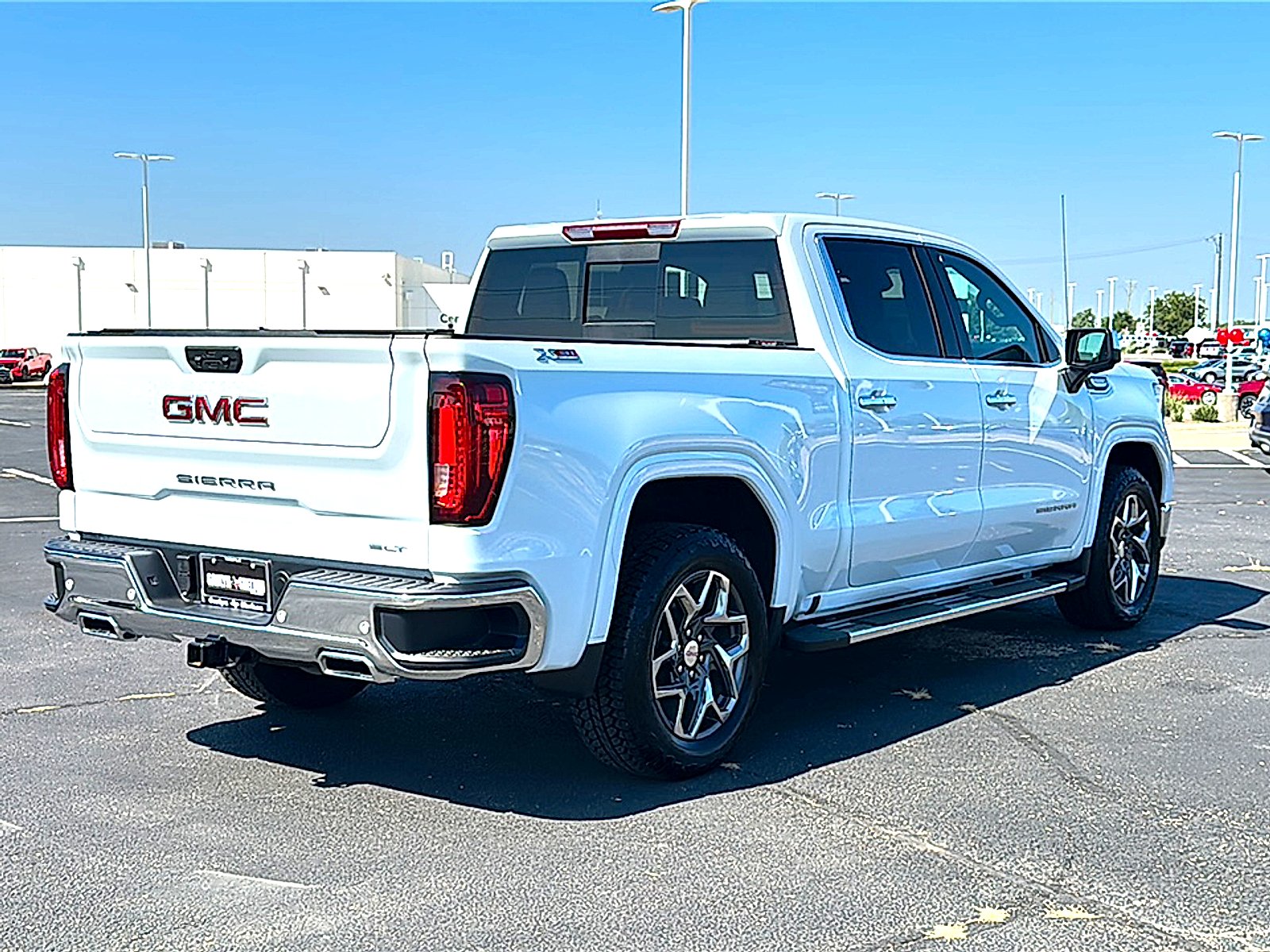 Used 2026 Glacier White Tricoat GMC SLT image 8