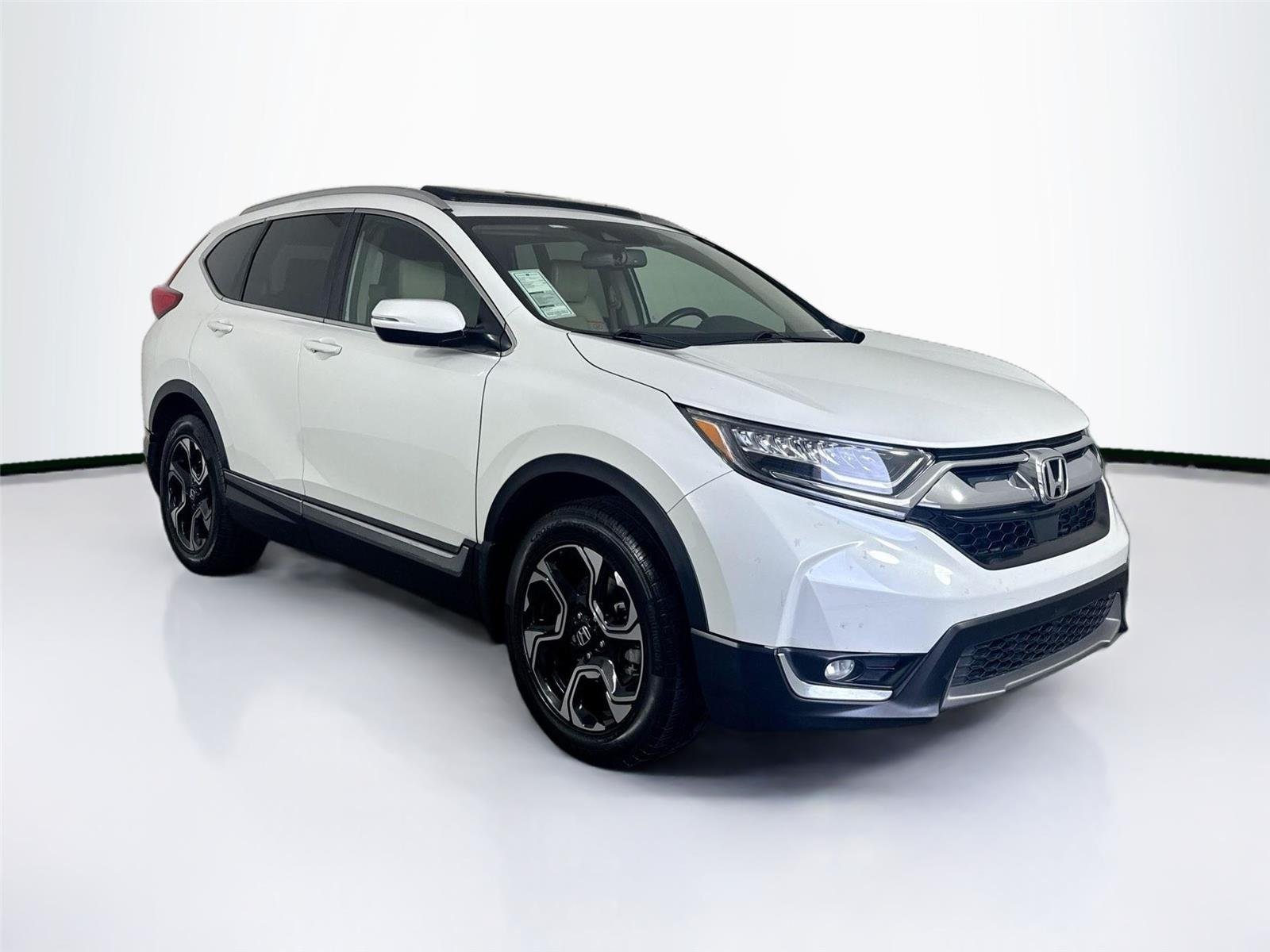 2019 Honda CR-V Touring photo 4