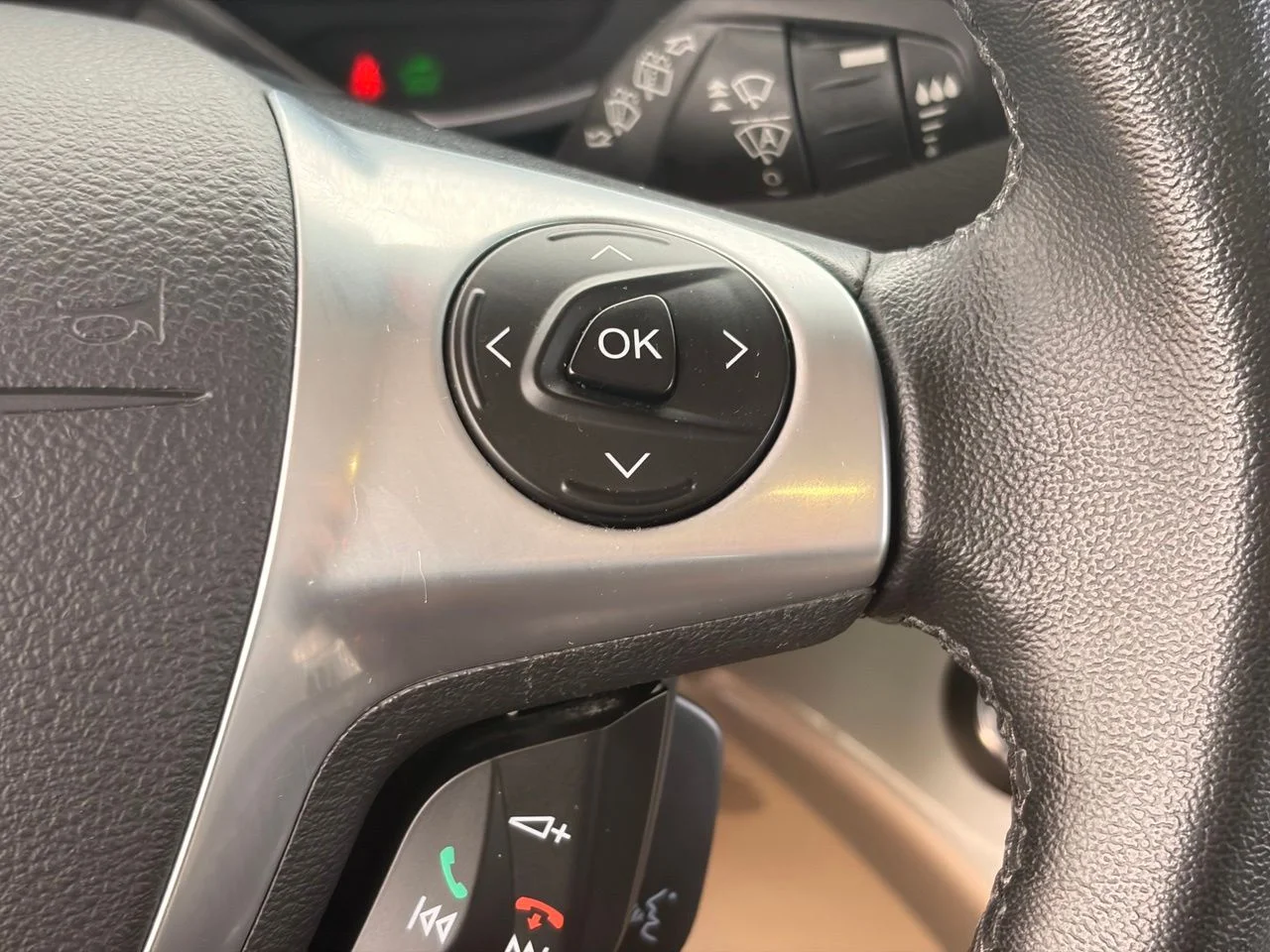 Used 2016 Kona Blue Ford SEL image 28