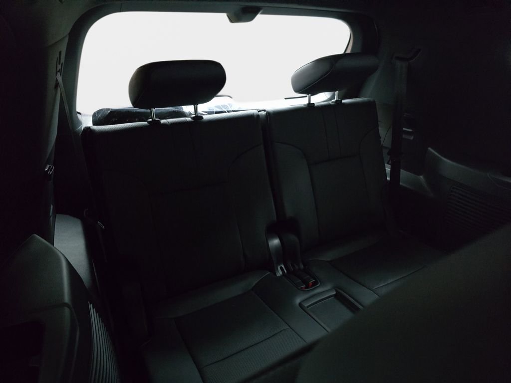 2025 Lexus LX 700h Luxury - Photo 12