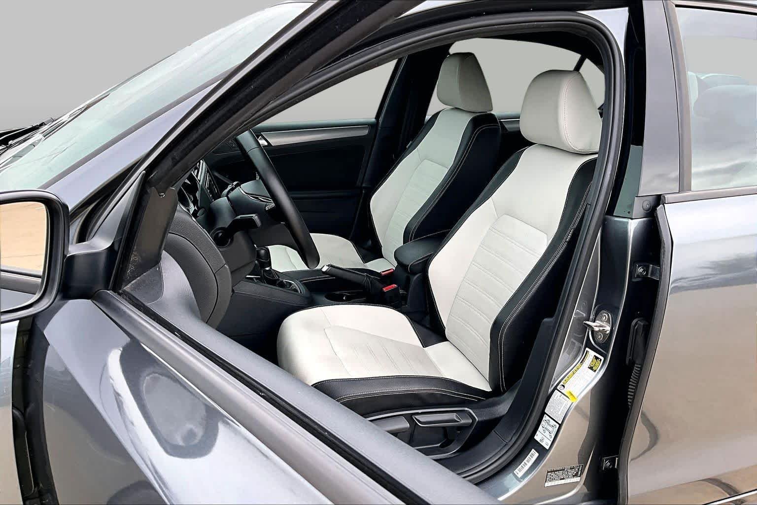 Used 2016 Platinum Gray Metallic Volkswagen 1.8T Sport image 8
