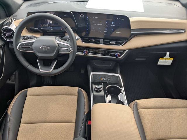 New 2027 Polar White Tricoat Chevrolet ACTIV image 16