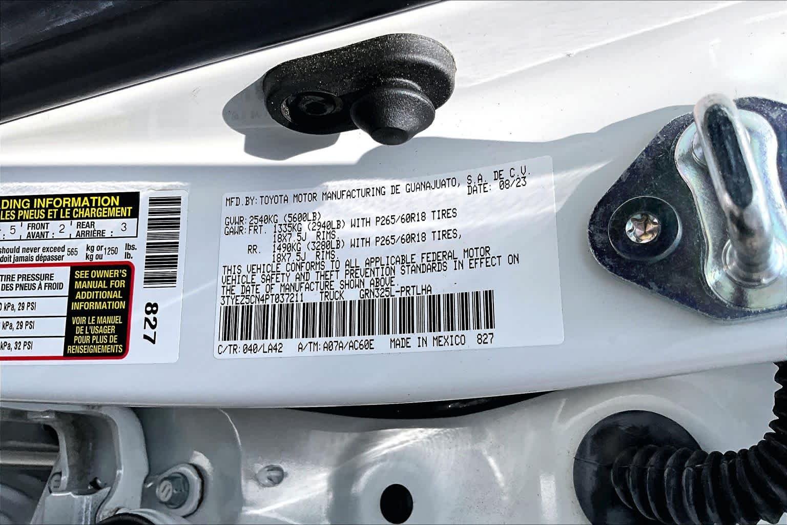 Used 2023 Ice Cap Toyota Limited image 34