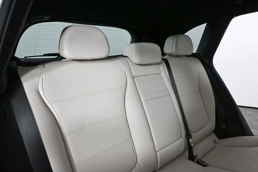 Certified Used 2023 White Mercedes-Benz GLC 300 image 20