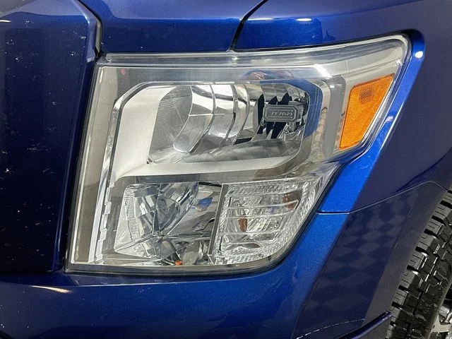 Used 2021 Blue Nissan SV image 23