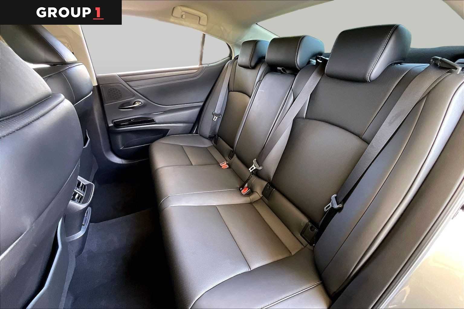 Used 2025 Iridium Lexus  image 18