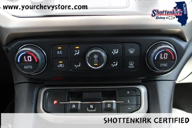 Used 2023 White GMC Denali image 33