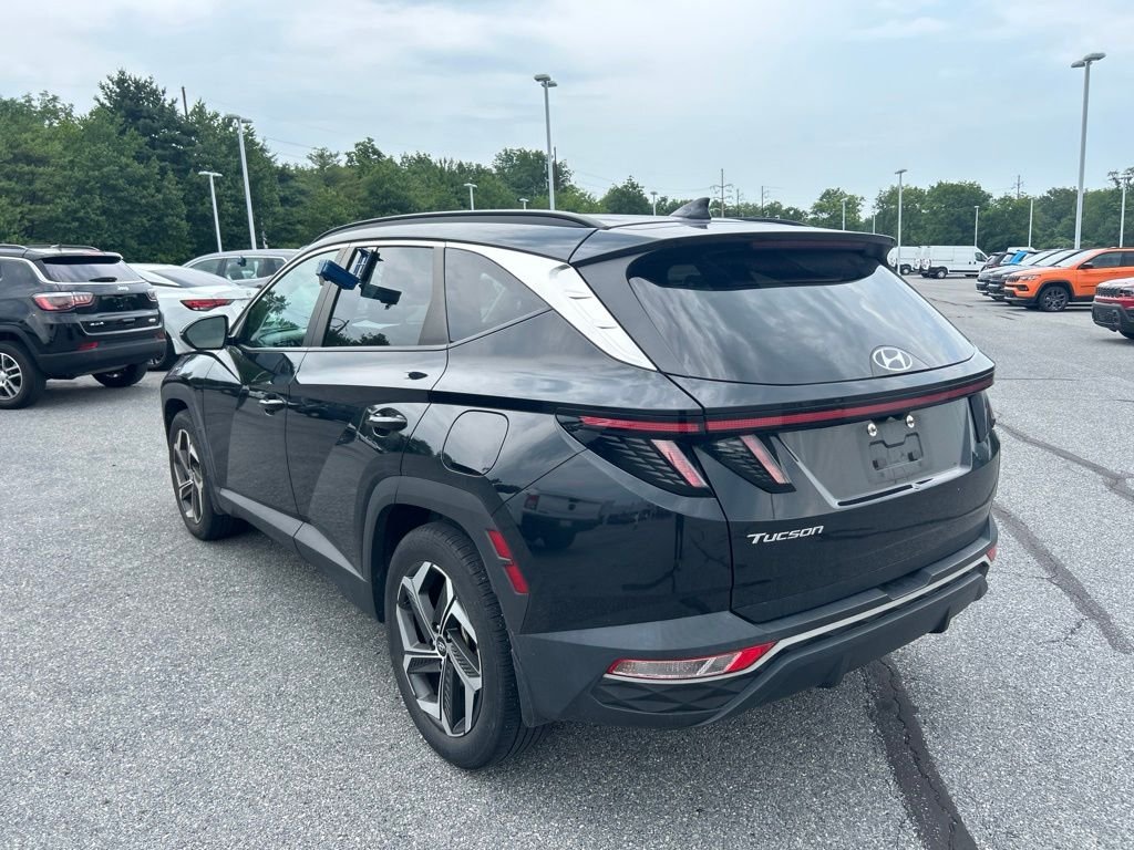 Used 2024 Black Hyundai SEL image 7