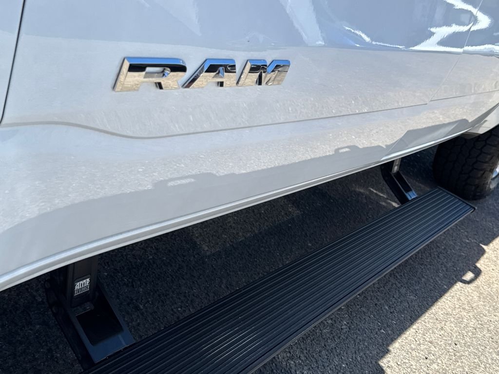 Used 2023 White Ram Laramie image 7
